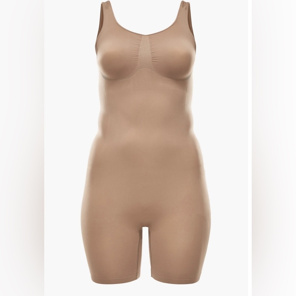 Yitty Nearly Naked Shaping Mid Thigh Bodysuit M/L color  Moody Bitch Taupe
